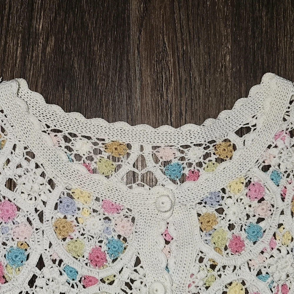 Floral Lace Crochet Button Down White Cardigan Sz SM- Med